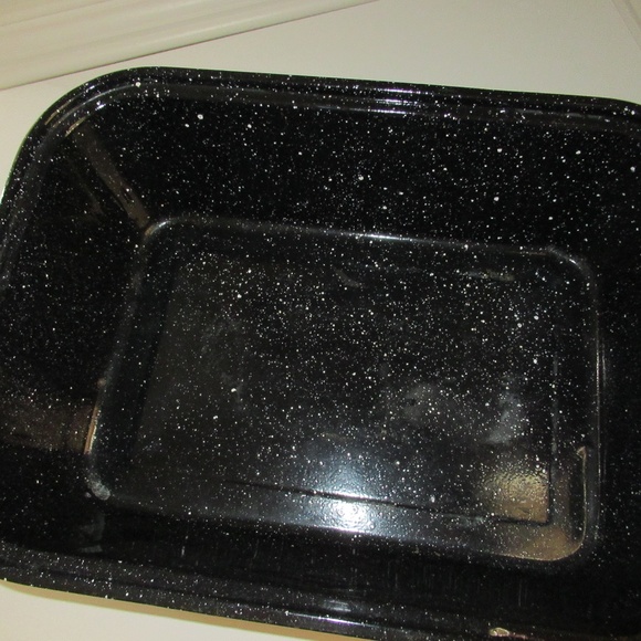 Vintage Speckled enamel roasting Pan - Picture 4 of 11